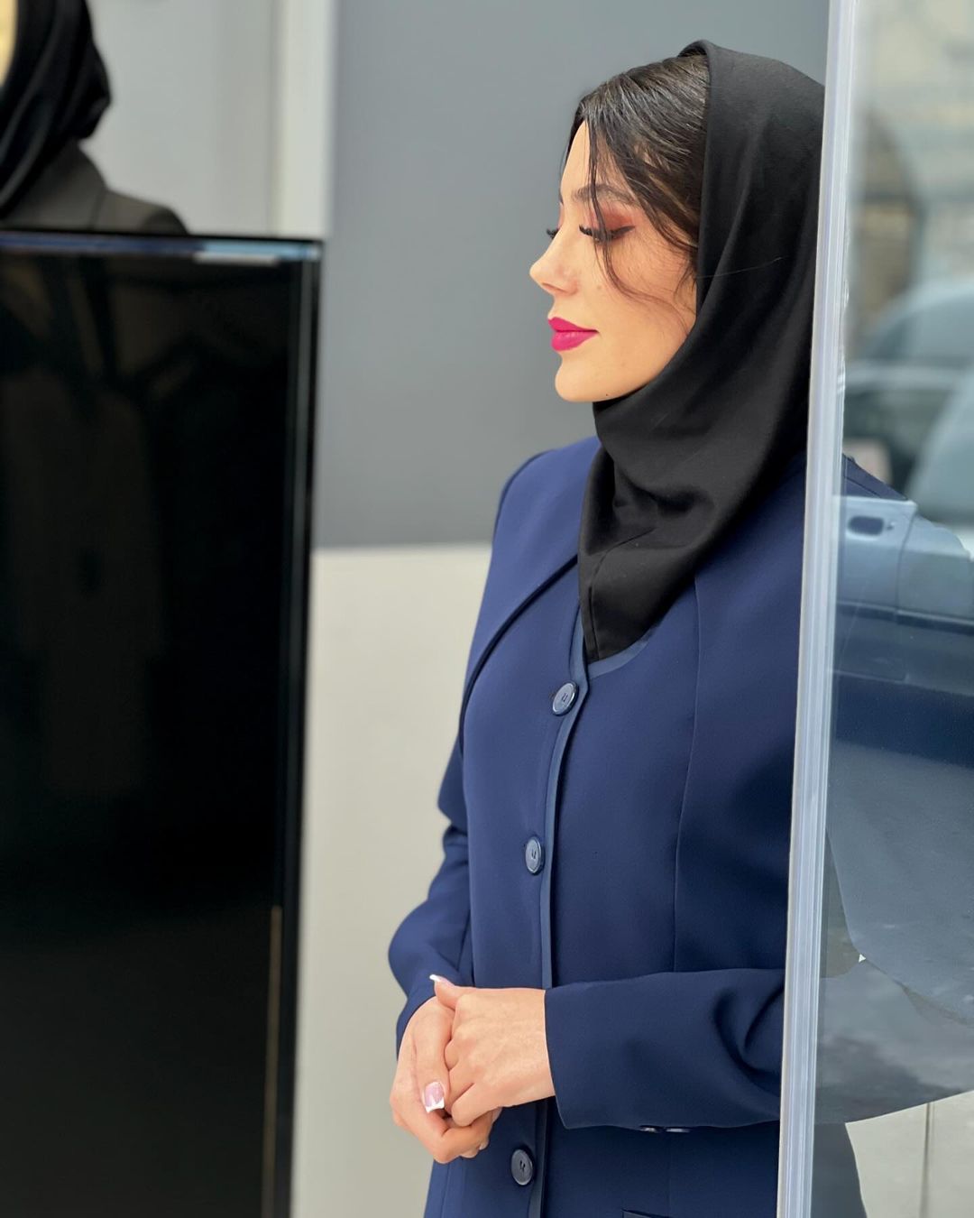 تأثیر نحوه پوشش بر موفقیت حرفه‌ای زنان مهندس: راهکارها و توصیه‌ها