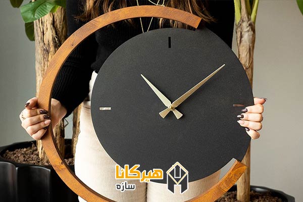 تناسب ساعت چوبی مدرن با فضاهای مینیمال و معاصر